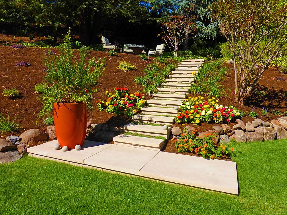 Square Modular Garden Steps, Concrete Stepping Stones