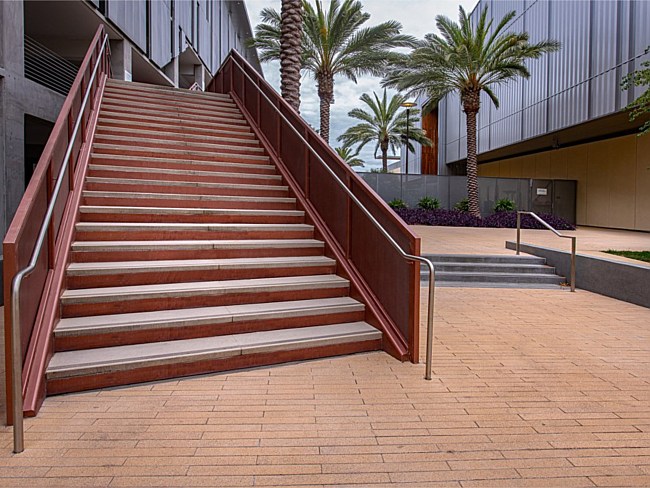 Standard Steptreads, Open Risers